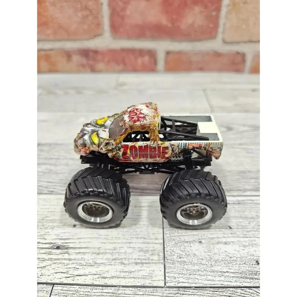 Hot Wheels Monster Jam Lot Scooby-Doo & Zombie Trucks Mattel 1:64